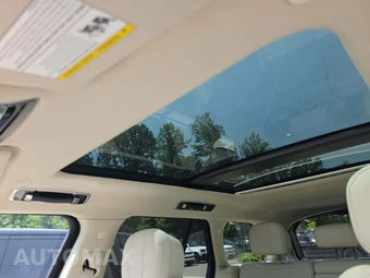 2023 Land Rover Range Rover SE - miniatura 10