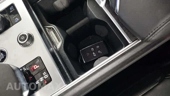 2023 Land Rover Range Rover SE - miniatura 17