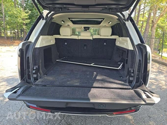 2023 Land Rover Range Rover SE - miniatura 11