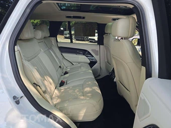 2023 Land Rover Range Rover SE - miniatura 13