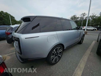 2023 Land Rover Range Rover SE - miniatura 3