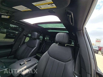 2023 Land Rover Range Rover SE - miniatura 8