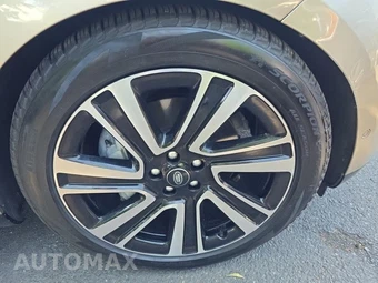 2023 Land Rover Range Rover SE - miniatura 9