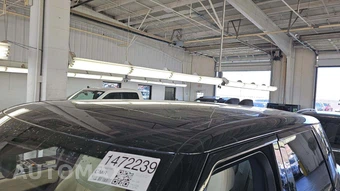 2023 Land Rover Range Rover SE - miniatura 24