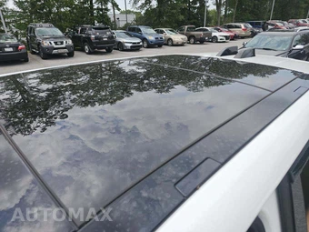 2023 Land Rover Range Rover SE - miniatura 12