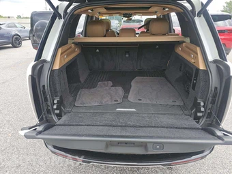 2023 Land Rover Range Rover SE - miniatura 14