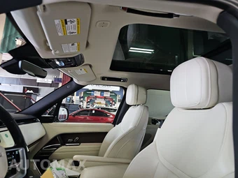 2023 Land Rover Range Rover SE - miniatura 18