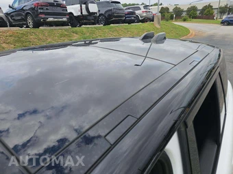 2023 Land Rover Range Rover SE - miniatura 12