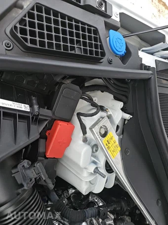 2023 Land Rover Range Rover SE - miniatura 22
