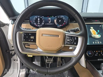 2023 Land Rover Range Rover SE - miniatura 10