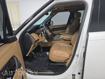 2023 Land Rover Range Rover SE - miniatura 7