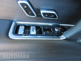 2023 Land Rover Range Rover SE - miniatura 12