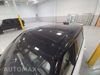 2023 Land Rover Range Rover SE - miniatura 12