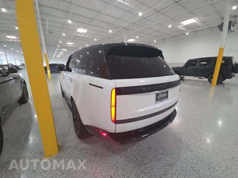 2023 Land Rover Range Rover SE - miniatura 2