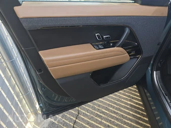 2023 Land Rover Range Rover Sport SE - miniatura 9