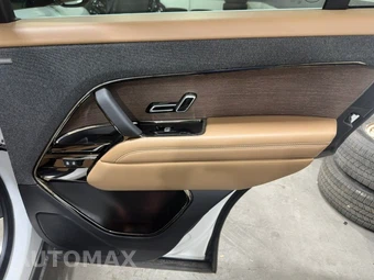 2023 Land Rover Range Rover Sport SE - miniatura 11