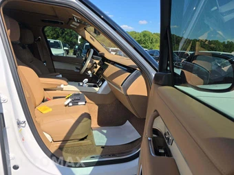 2023 Land Rover Range Rover SV LWB - miniatura 15