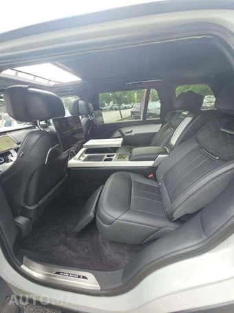 2023 Land Rover Range Rover SV LWB – miniatura 13