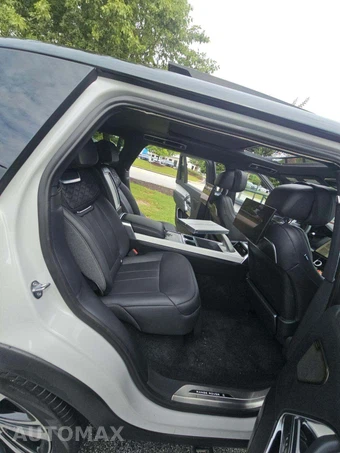 2023 Land Rover Range Rover SV LWB – miniatura 16