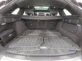 2023 Land Rover Range Rover Velar R-Dynamic S – miniatura 16