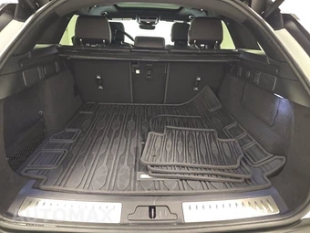 2023 Land Rover Range Rover Velar R-Dynamic S – miniatura 16