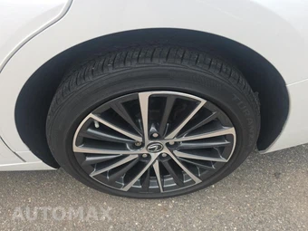 2023 Lexus ES 250 – miniatura 11