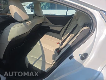 2023 Lexus ES 250 – miniatura 13