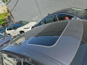 2023 Lexus ES 250 – miniatura 12