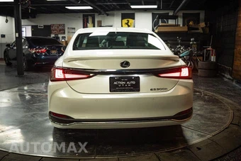 2023 Lexus ES 300h - miniatura 6