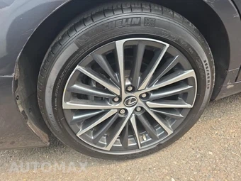 2023 Lexus ES 350 – miniatura 10