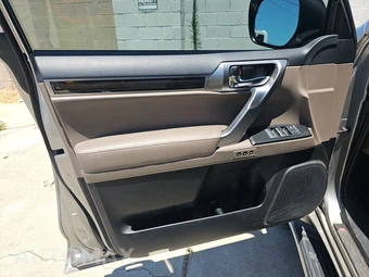 2023 Lexus GX 460 Premium – miniatura 9