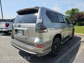 2023 Lexus GX 460 Premium – miniatura 3