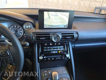 2023 Lexus IS 300 – miniatura 7