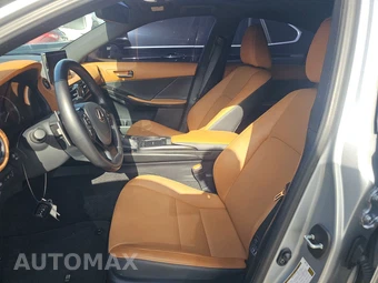 2023 Lexus IS 300 – miniatura 7