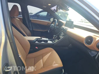 2023 Lexus IS 300 – miniatura 8
