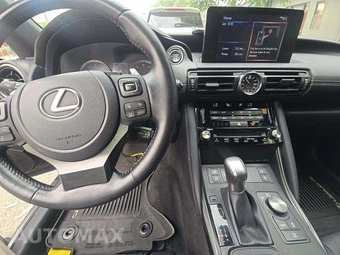 2023 Lexus IS 300 - miniatura 10