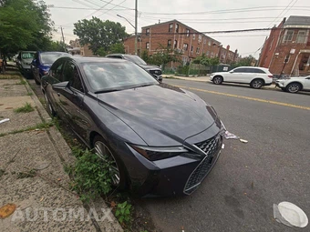 2023 Lexus IS 300 - miniatura 4
