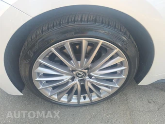 2023 Lexus IS 300 – miniatura 8