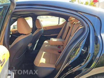 2023 Lexus IS 350 F SPORT Design - miniatura 13