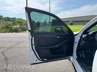 2023 Lexus IS 350 F SPORT - miniatura 13