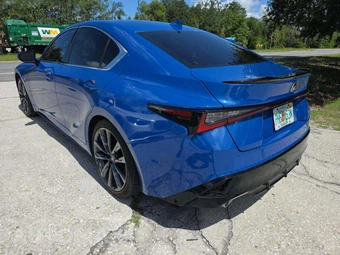 2023 Lexus IS 350 F SPORT - miniatura 2