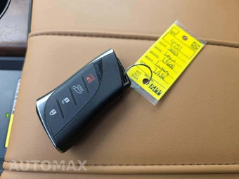 2023 Lexus LX 600 Luxury - miniatura 8