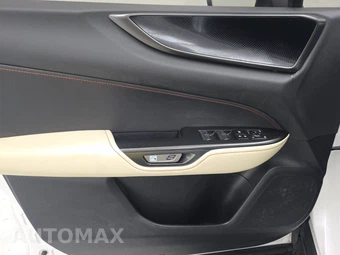 2023 Lexus NX 250 - miniatura 9