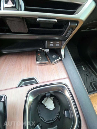 2023 Lexus RX 350 Luxury – miniatura 5