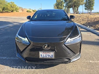 2023 Lexus RZ 450e Luxury – miniatura 2
