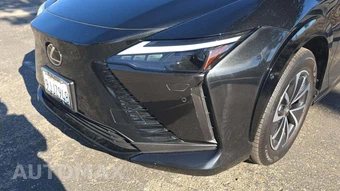 2023 Lexus RZ 450e Luxury – miniatura 24