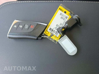 2023 Lexus RZ 450e Luxury - miniatura 8