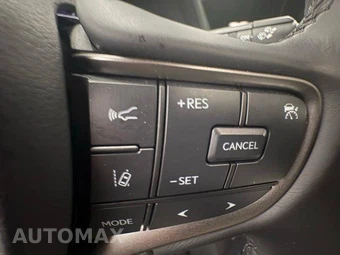 2023 Lexus UX 250h - miniatura 17