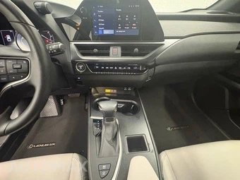 2023 Lexus UX 250h - miniatura 21