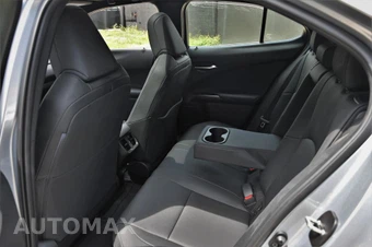 2023 Lexus UX 250h Premium - miniatura 15